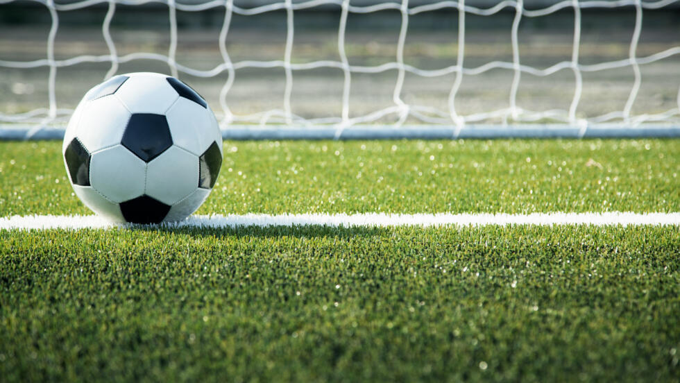 斯潘塞末节12分险些导演惊天逆转，梅尔顿复出首秀亮眼