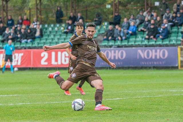 TA：欧足联与亲巴勒斯坦组织会面，讨论禁止以色列参赛事宜