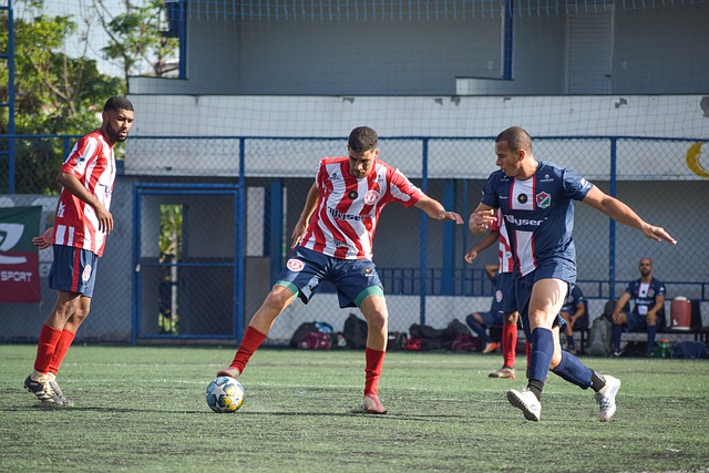 也要坚持前 也要坚持前